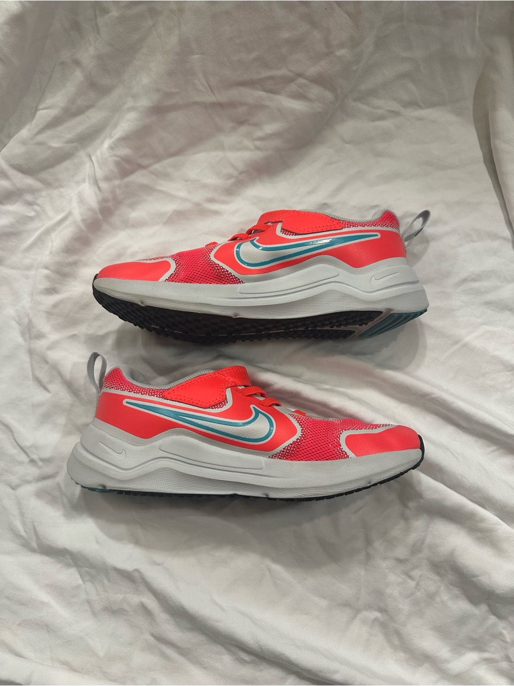 Girls Nike Kids Cosmic Runner Shoes - Size 1.5Y, bright orange/pink and blue